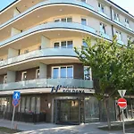 Foldana 호텔 4*