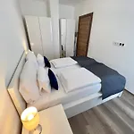 호텔 Foldana 4*