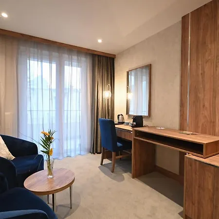 Hotel Foldana 4*